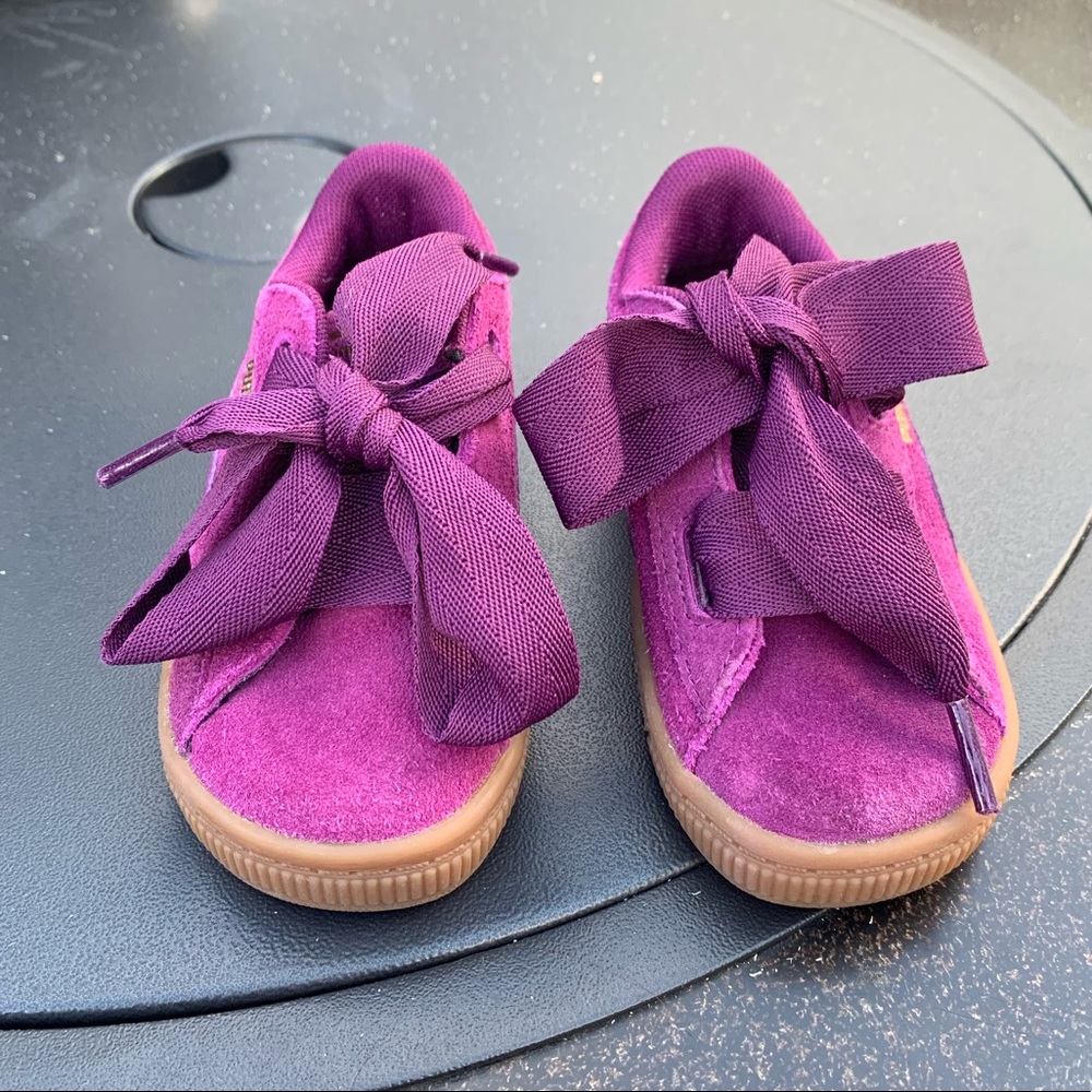 Little girls Puma Suede Heart sneaker - Picture 2 of 6